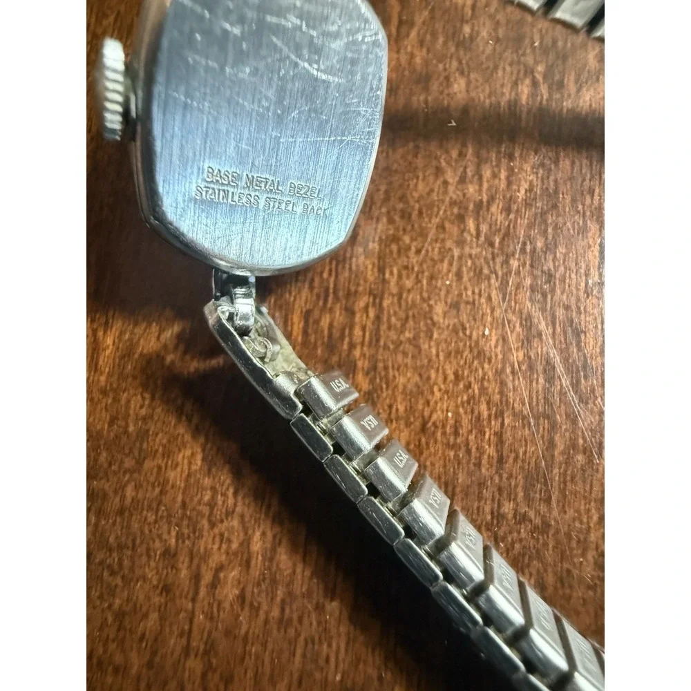 Vtg Timex Ladies Watch USA Stretch Band‎ Mod 60s Manual Wind